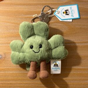 Jellycat Amusables Siofra Shamrock Bag Charm ☘️